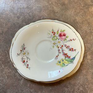 Paragon – Princess Margaret Rose Cream – Plates & saucers